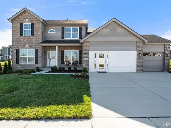 300 Osprey Ct, Lake Saint Louis, MO 63367