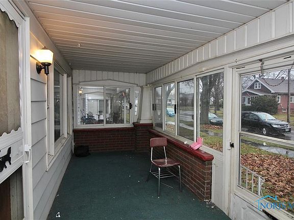 2nd image of 1957 Kelsey Ave