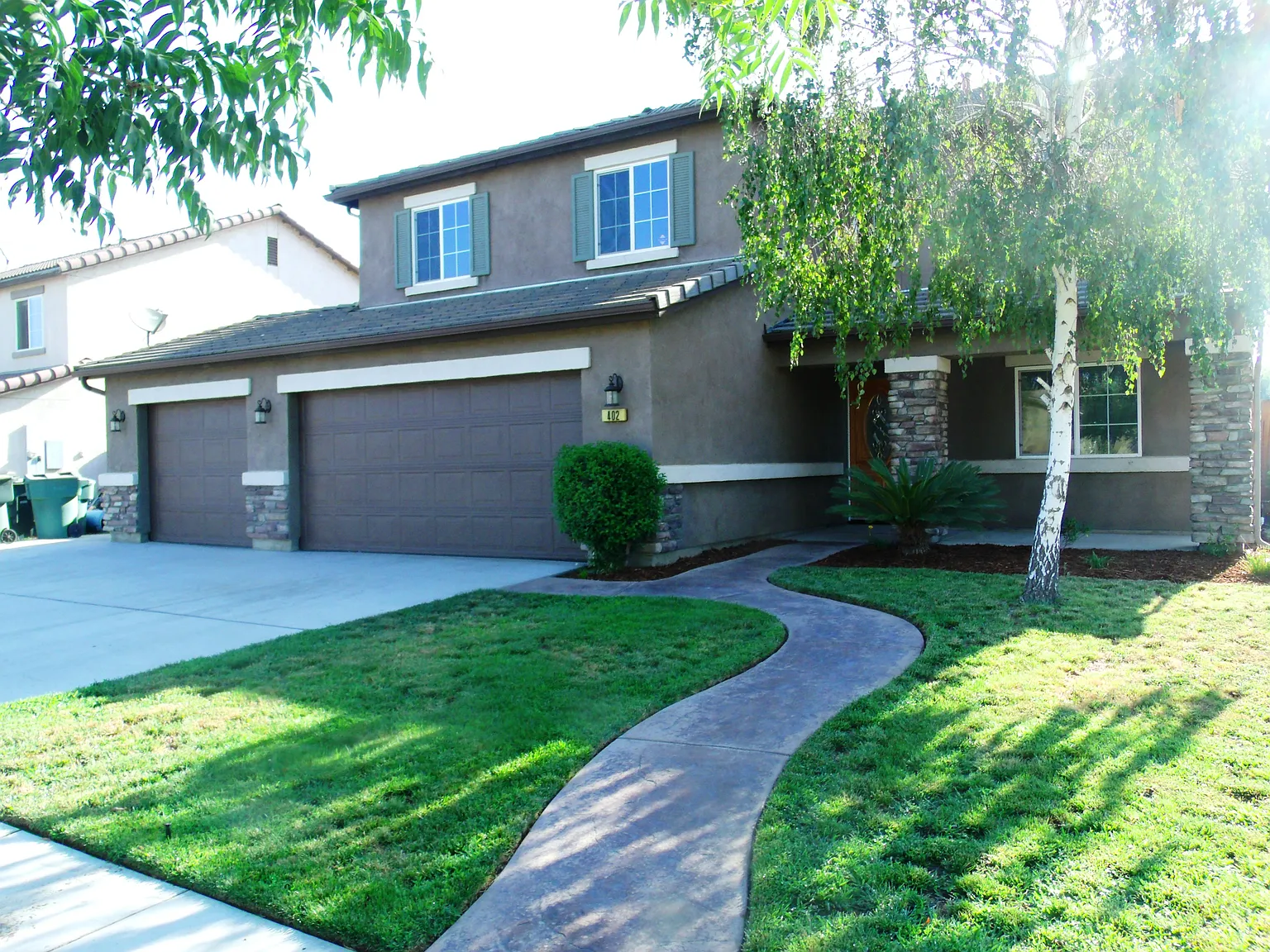 402 N Arroyo St photo 1