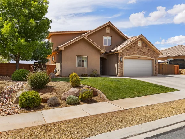 225 N Falcon Ct, Ivins, UT 84738