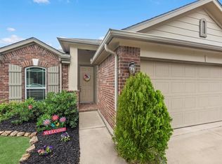 20319 Mathis Landing Dr, Cypress, TX 77433