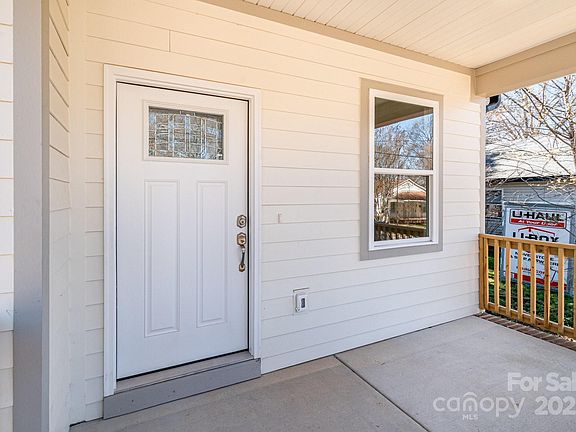 5th image of 213 W Shannonhouse St