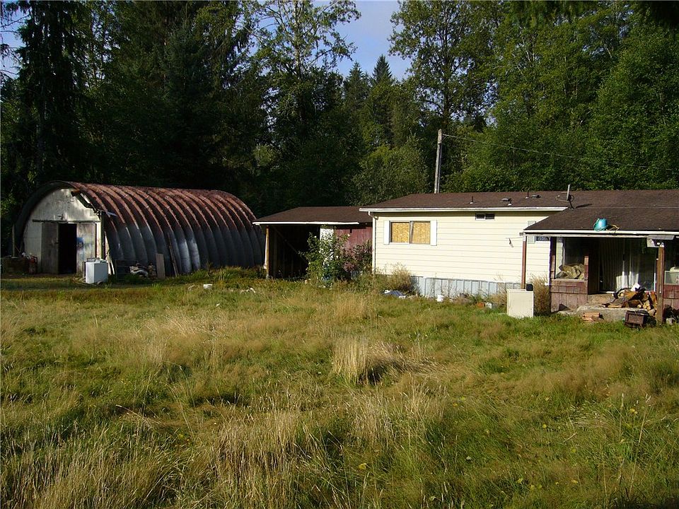 2nd image of 1293 Whitcomb Diimmel Rd