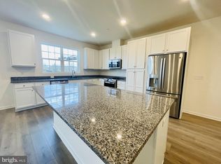 202 Thompson Dr, Princeton Junction, NJ 08550