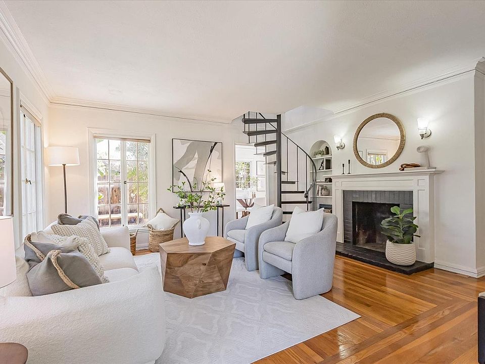 1st image of 644 Coe Ave
