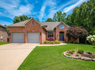 3 Arles Dr, Little Rock, AR 72223