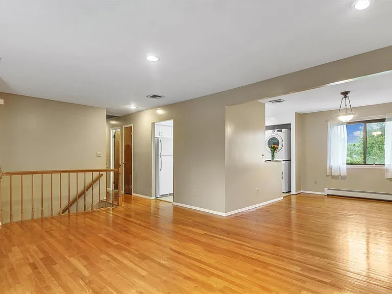 9 Harrison Ave #2 — Photo 4