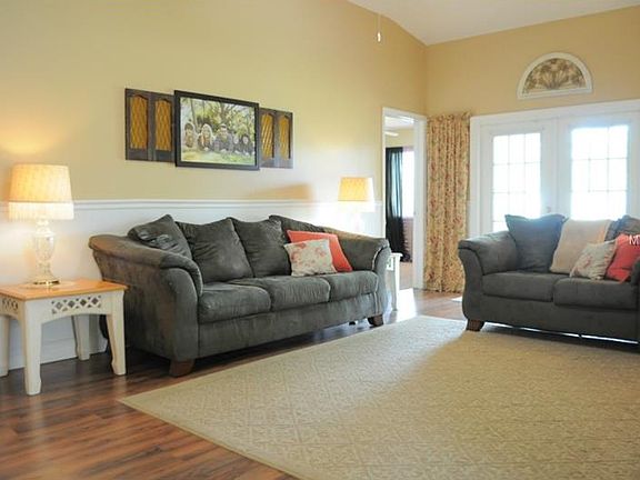 3rd image of 3128 Pine Top Dr