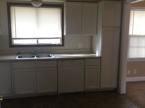 5th image of 7918 Elm Ave