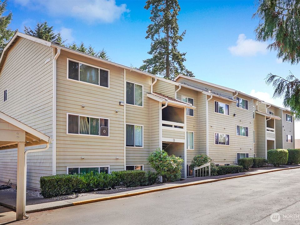 1st image of 20325 19th Avenue NE #B102