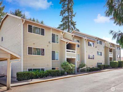 20325 19th Avenue NE #B102, Shoreline, WA, 98155