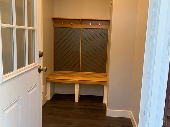 Rear entrance/ Mudroom