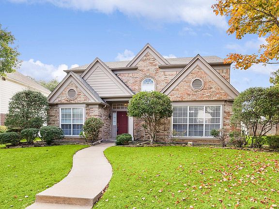 2nd image of 1218 Saint Tropez Dr