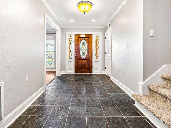 5th image of 5844 Sylvia Dr
