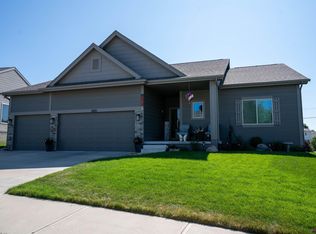 8813 N 156th Ave, Bennington, NE 68007