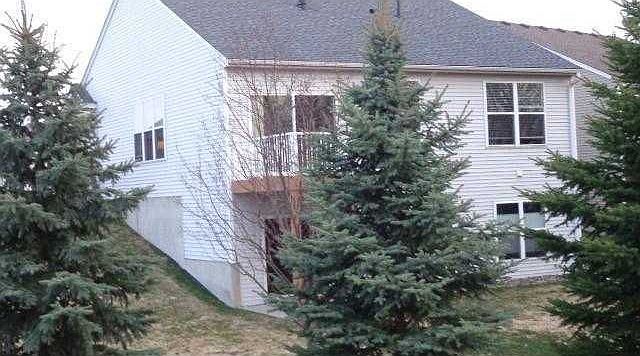 2nd image of 1702 Oakbrooke Way