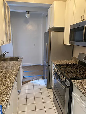 Rented by Real Estate Investors Group LLC | media 23