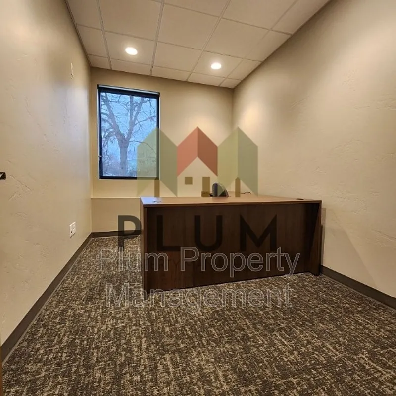 Building Photo - 425 N 5th St W #E-113