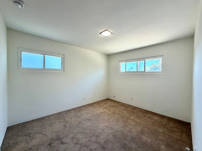7328 W 88th Pl — Photo 6