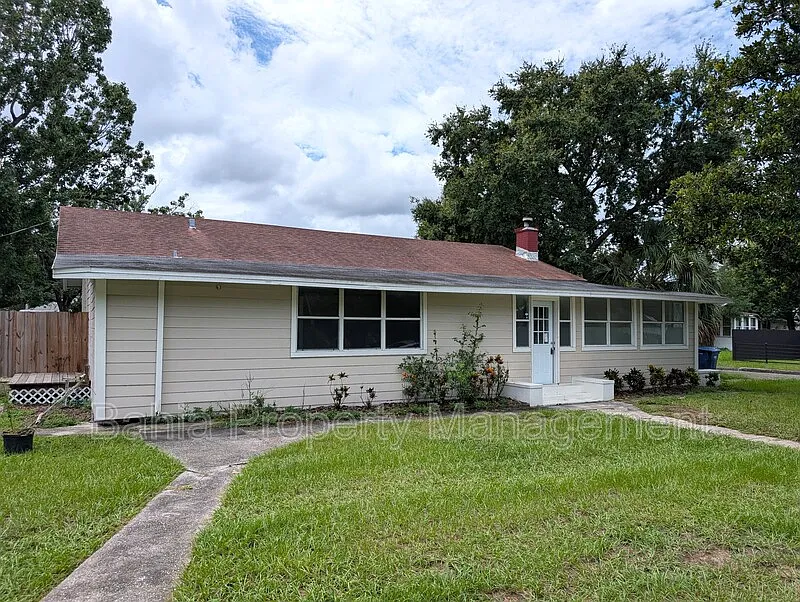 206008.00 | N Seminole Hts Ar — Photo 3