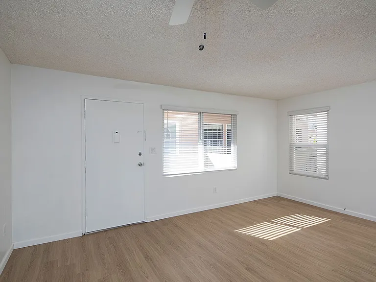 1656 Reed Ave #8 — Photo 11