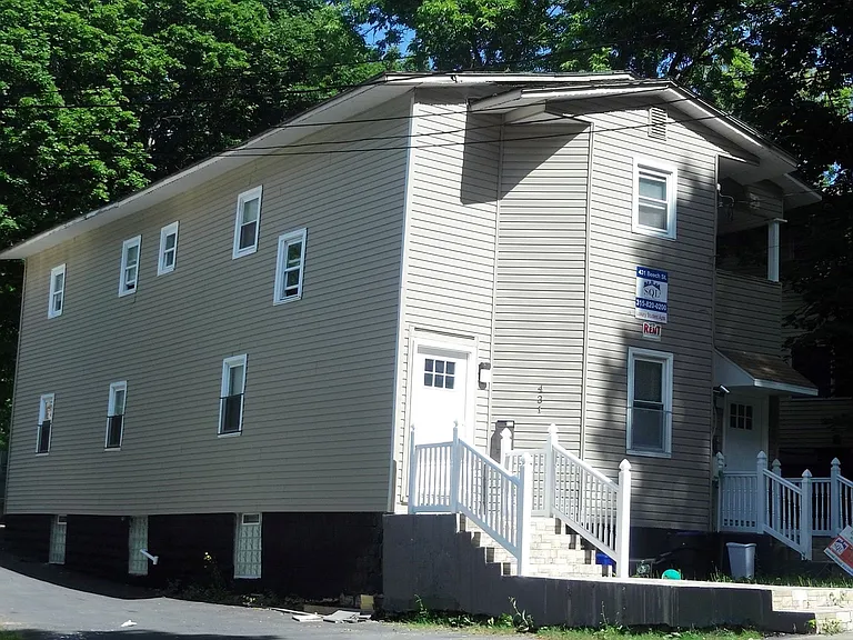 431 S Beech St #22 — Photo 1