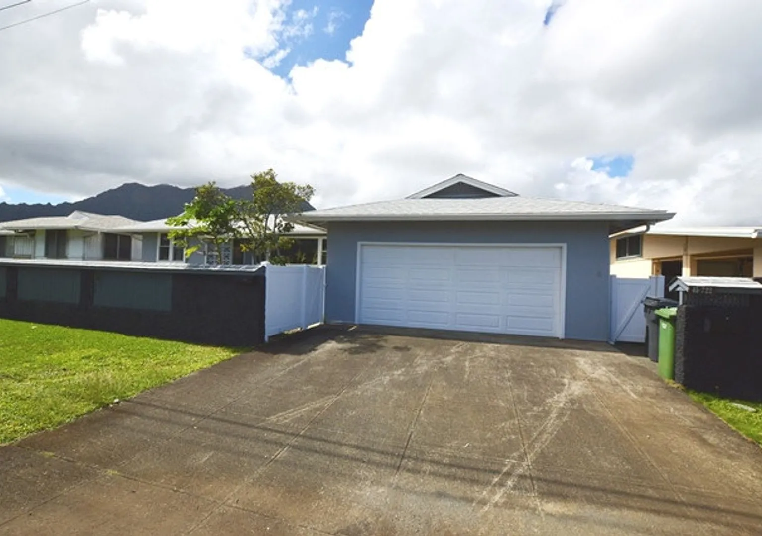Puohala Village - 3 bed, 1.5 bath with bonus den, laundry room, office/workshop, 2 car garage — Photo 1