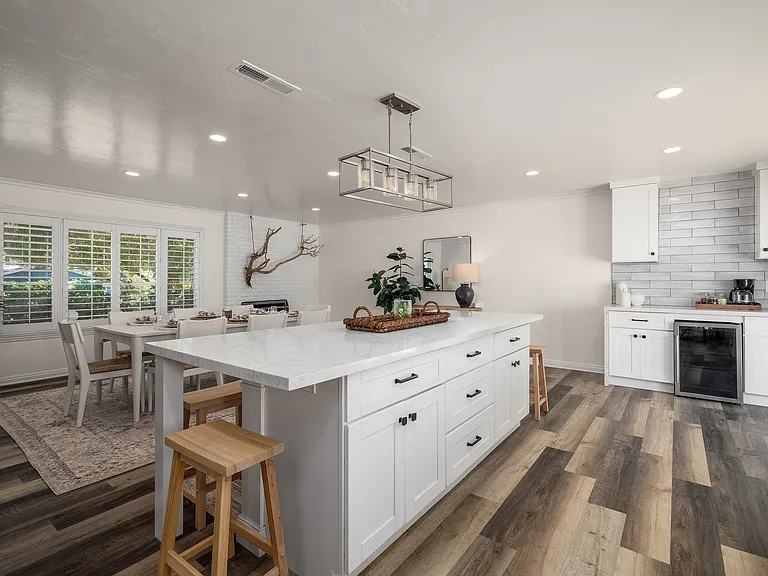4880 Kane St — Photo 27
