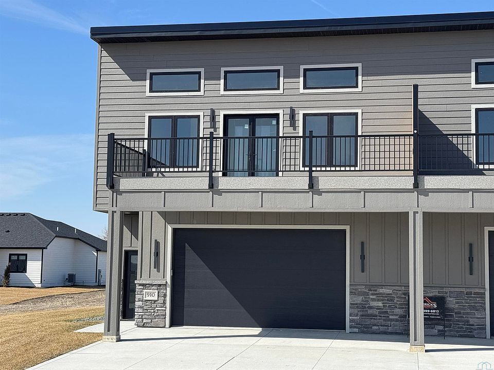 1st image of 910 S Turtle Cove Ct