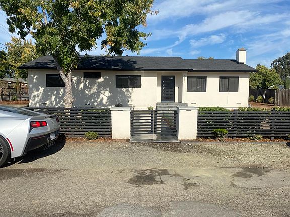 2nd image of 563 Davidson St