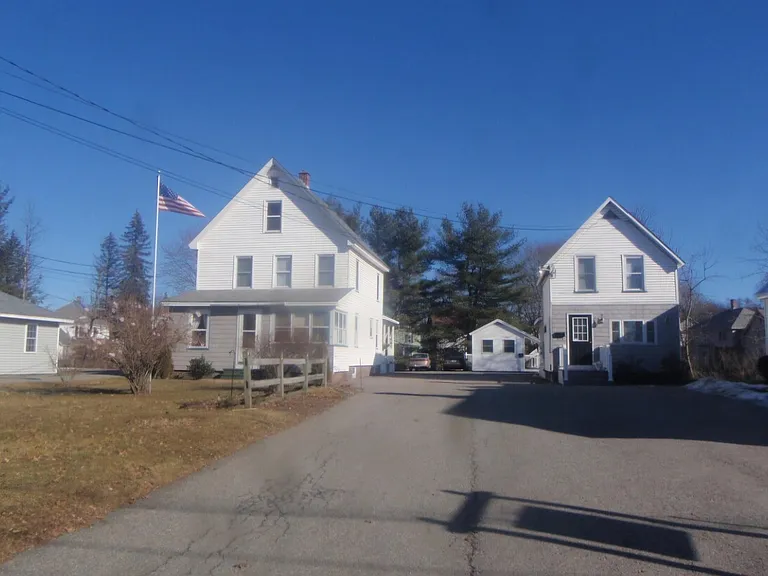 51 Ashuelot St — Photo 3