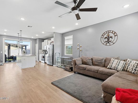 3rd image of 12652 W NORTHVIEW Avenue