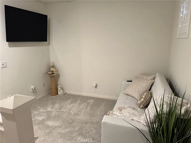 7474 Shorthorn St #7474 — Photo 6