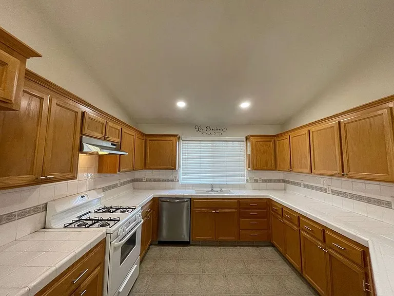 6175 W Scott Ave — Photo 6