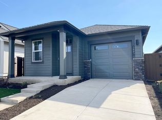 3883 NE Oakside Loop, Bend, OR 97701