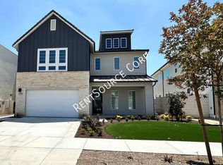 27372 Dialogue Way, Valencia, CA 91355