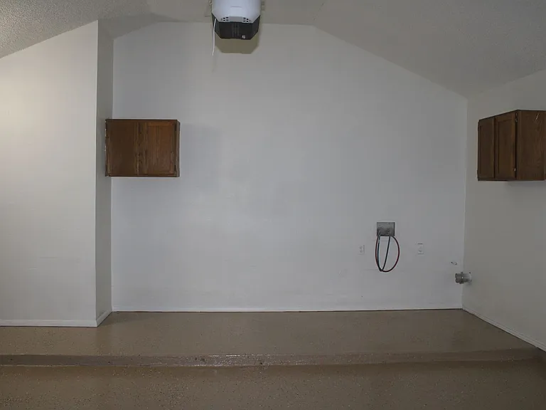 1472 Sierra De Oro Dr — Photo 26