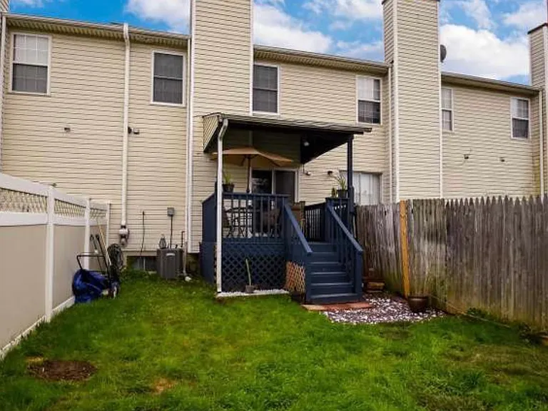 29 Kelston Dr — Photo 7