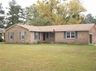 704 Wardbridge Rd, Warsaw, NC 28398