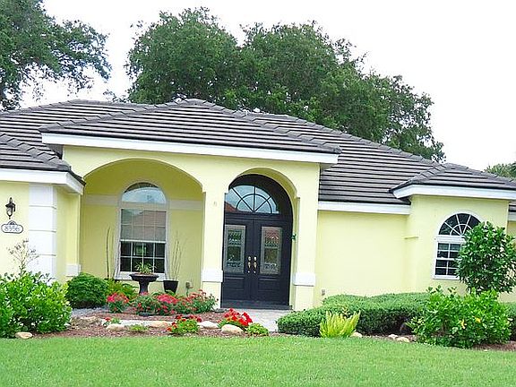 3rd image of 8556 Woodbriar Dr