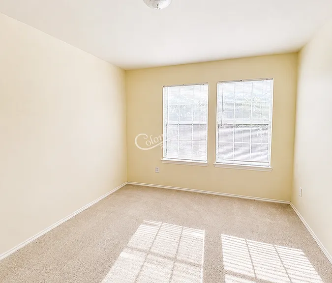147 Hiver St — Photo 15
