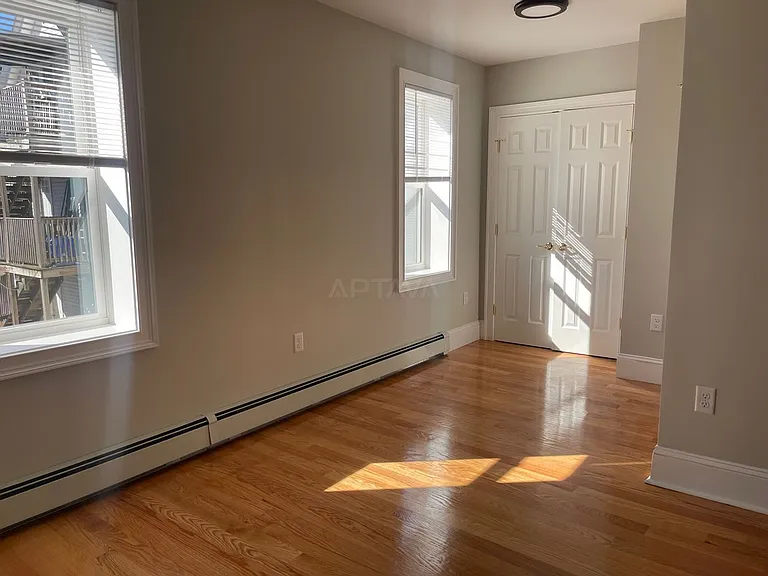 29 Chandler St — Photo 3