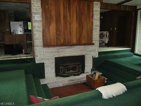 3rd image of 9340 Warren Meadville