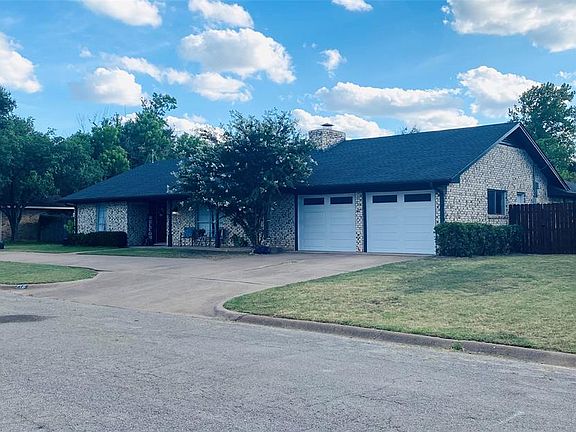 2nd image of 716 E Murco Dr