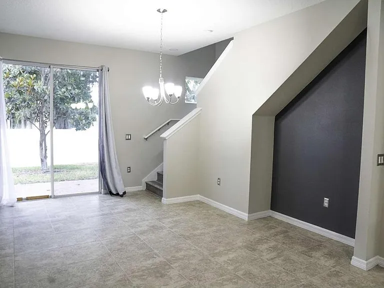 4840 Poolside Dr — Photo 3
