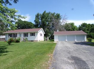 223 E Miner St, Wataga, IL 61488