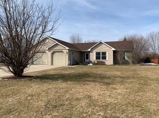 2538 Indian Grass Rd, Morris, IL 60450