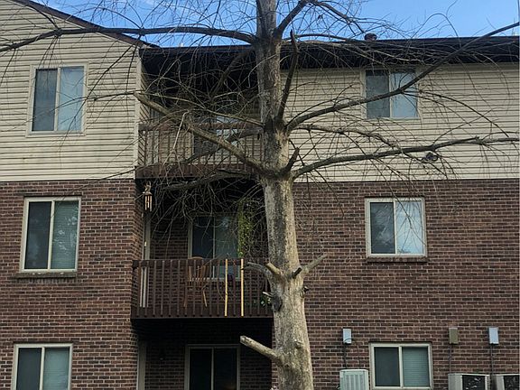 4th image of 924 Gordon Smith Blvd APT 12