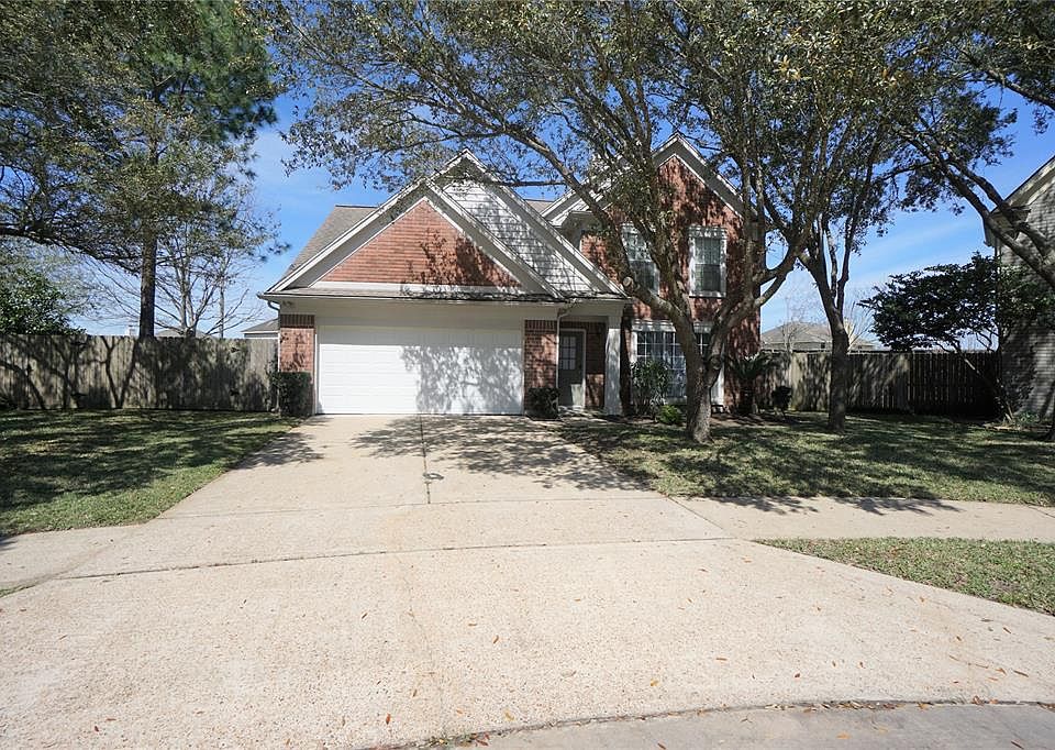 1st image of 3902 Elmwood Dr