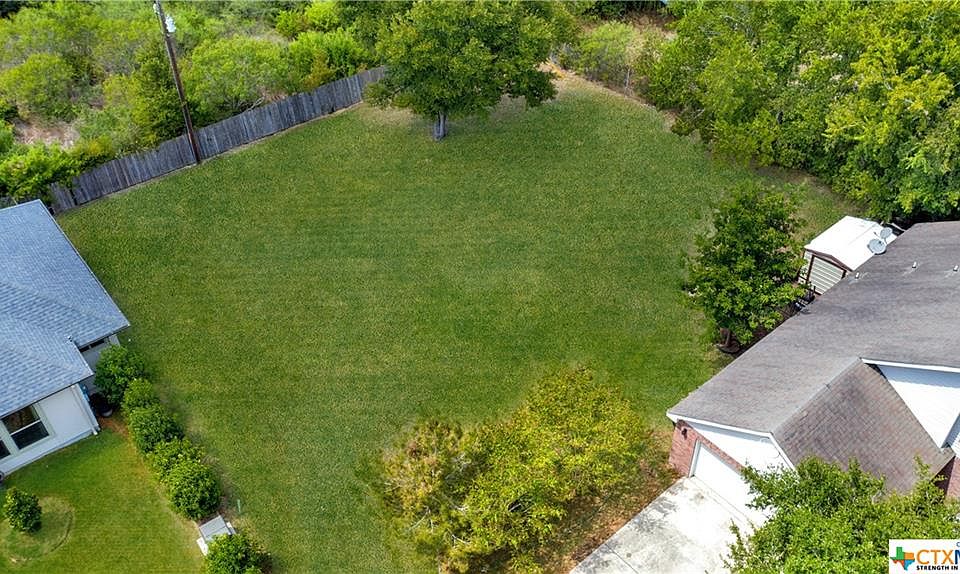1st image of 114 Greenway Dr
